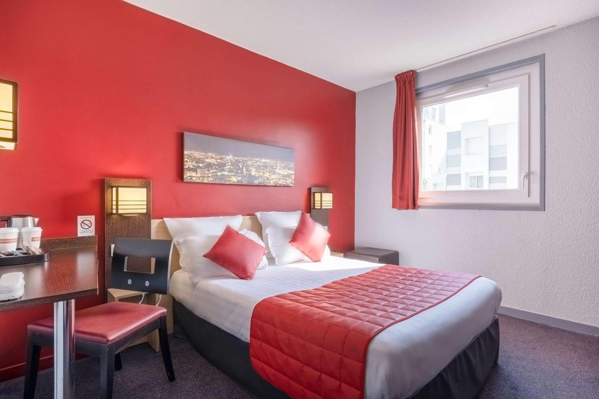 Comfort Hotel Clermont Saint Jacques Exterior foto